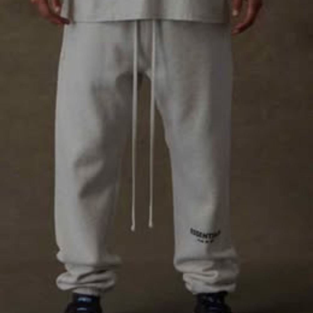 🔥 Essentials Sweatpants Light Oatmeal - image 1